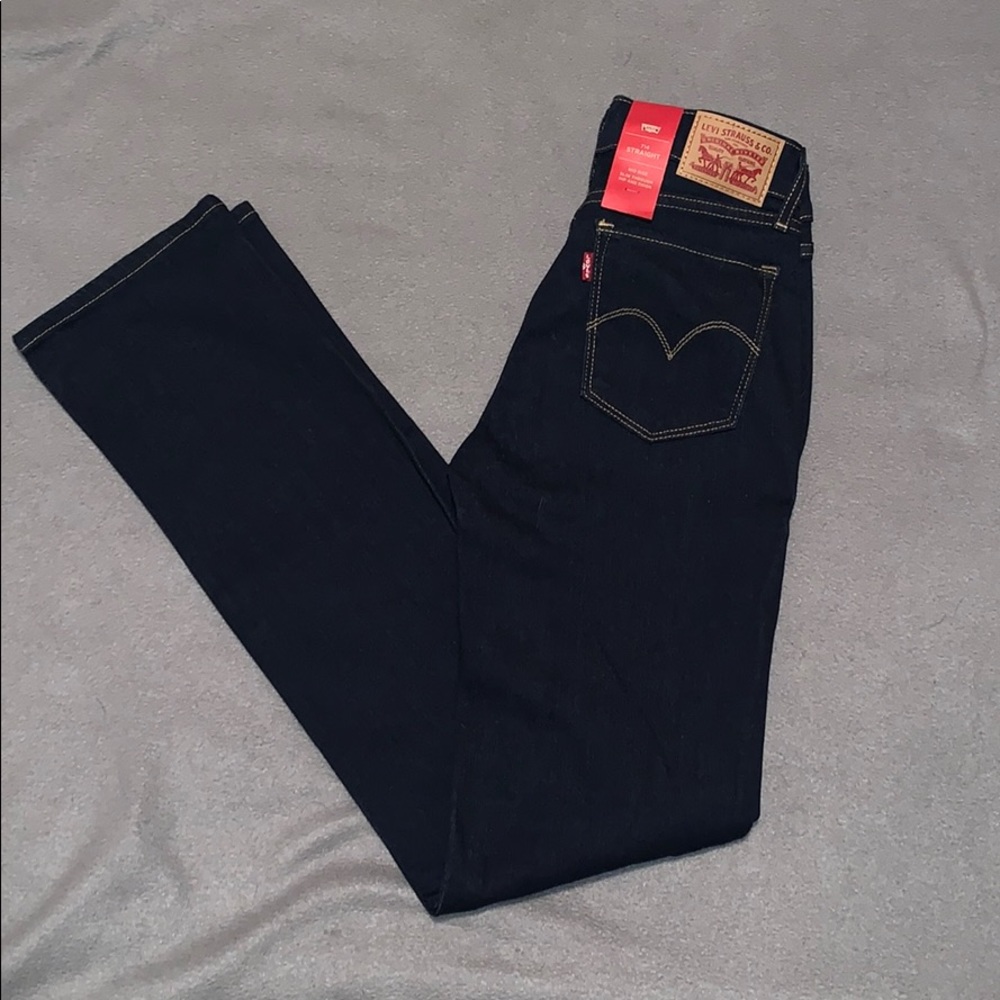 Women’s Levi Jeans